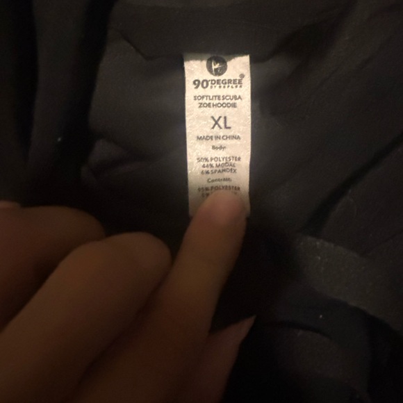 90 Degree By Reflex Black Cropped Hoodie - Picture 4 of 8